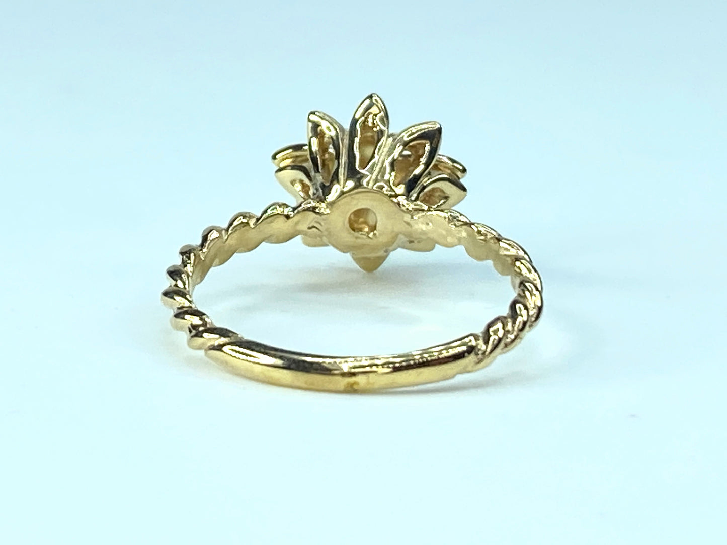 Custom made BumbleBee on Flower Diamond Spiral shank in 14 Karat ring