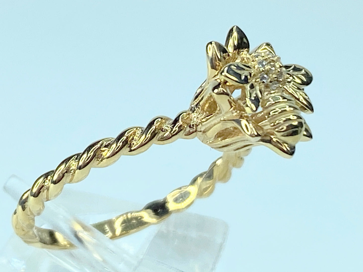 Custom made BumbleBee on Flower Diamond Spiral shank in 14 Karat ring