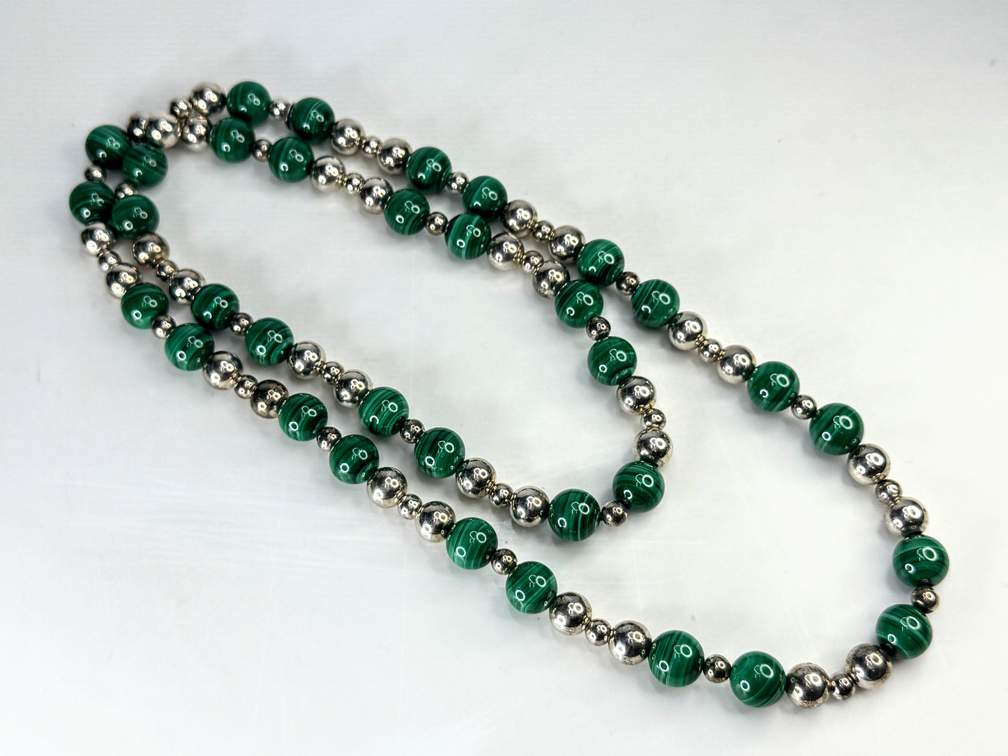Vintage Tiffany & Co 10mm Malachite sterling silver bead necklace 30" JR1877