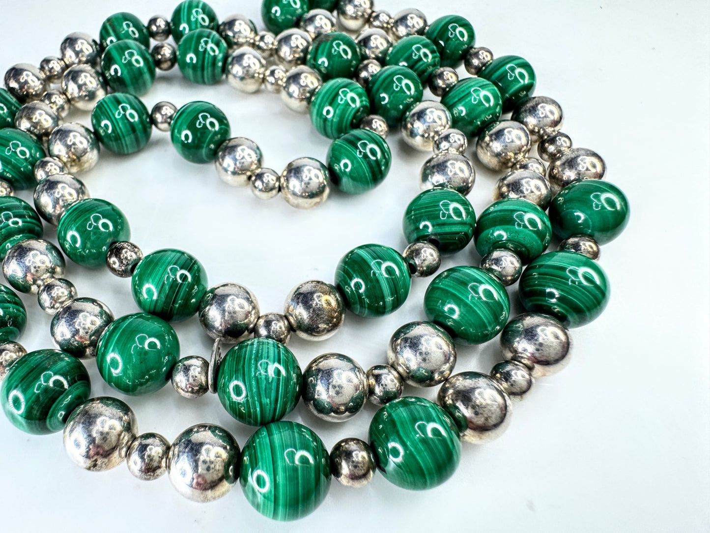 Vintage Tiffany & Co 10mm Malachite sterling silver bead necklace 30" JR1877