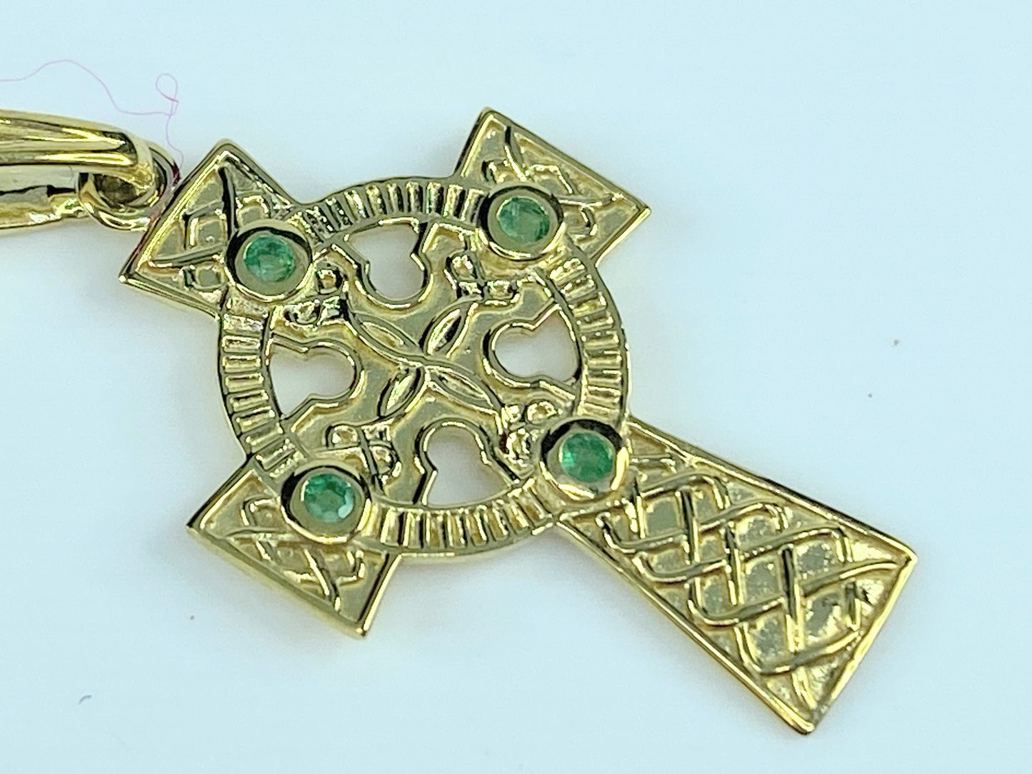14K handmade Emerald Irish Celtic Cross pendant 1.6gm
