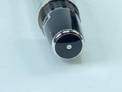 Montblanc Bohème Noir Retractable Nib Fountain Pen 14K Gold SS153