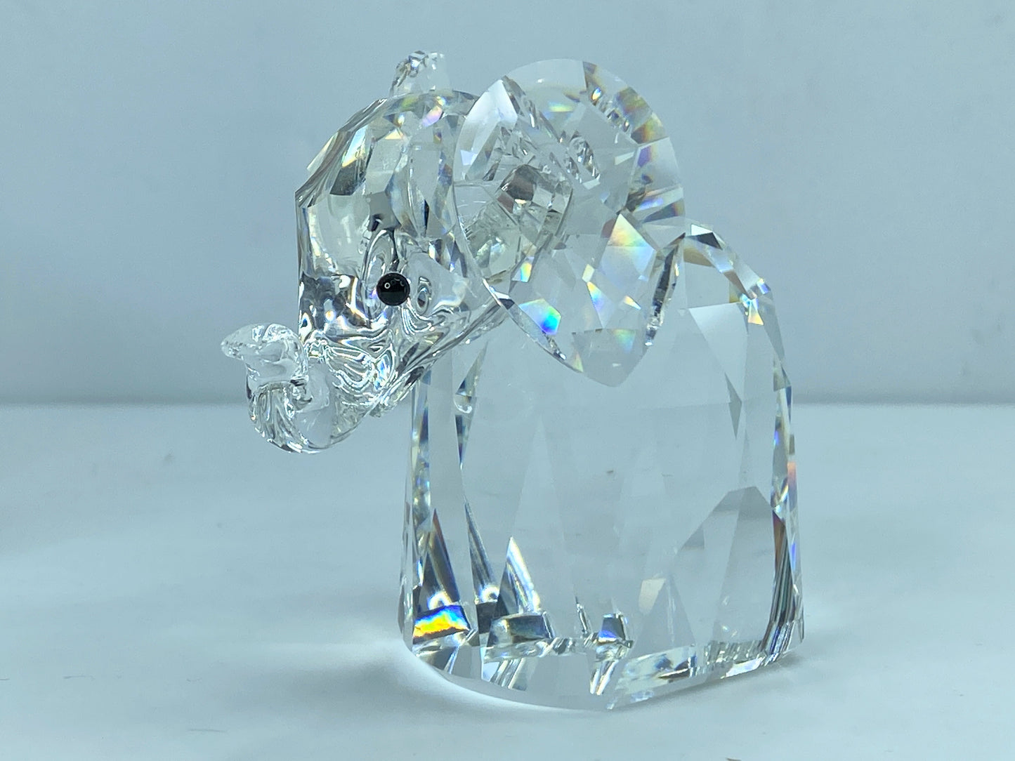 Swarovski Crystal Elephant with Metal Tail 2.5" tall Mint COA Mirror S101