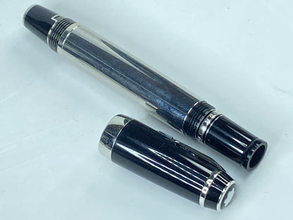 Montblanc Bohème Noir Retractable Nib Fountain Pen 14K Gold SS153