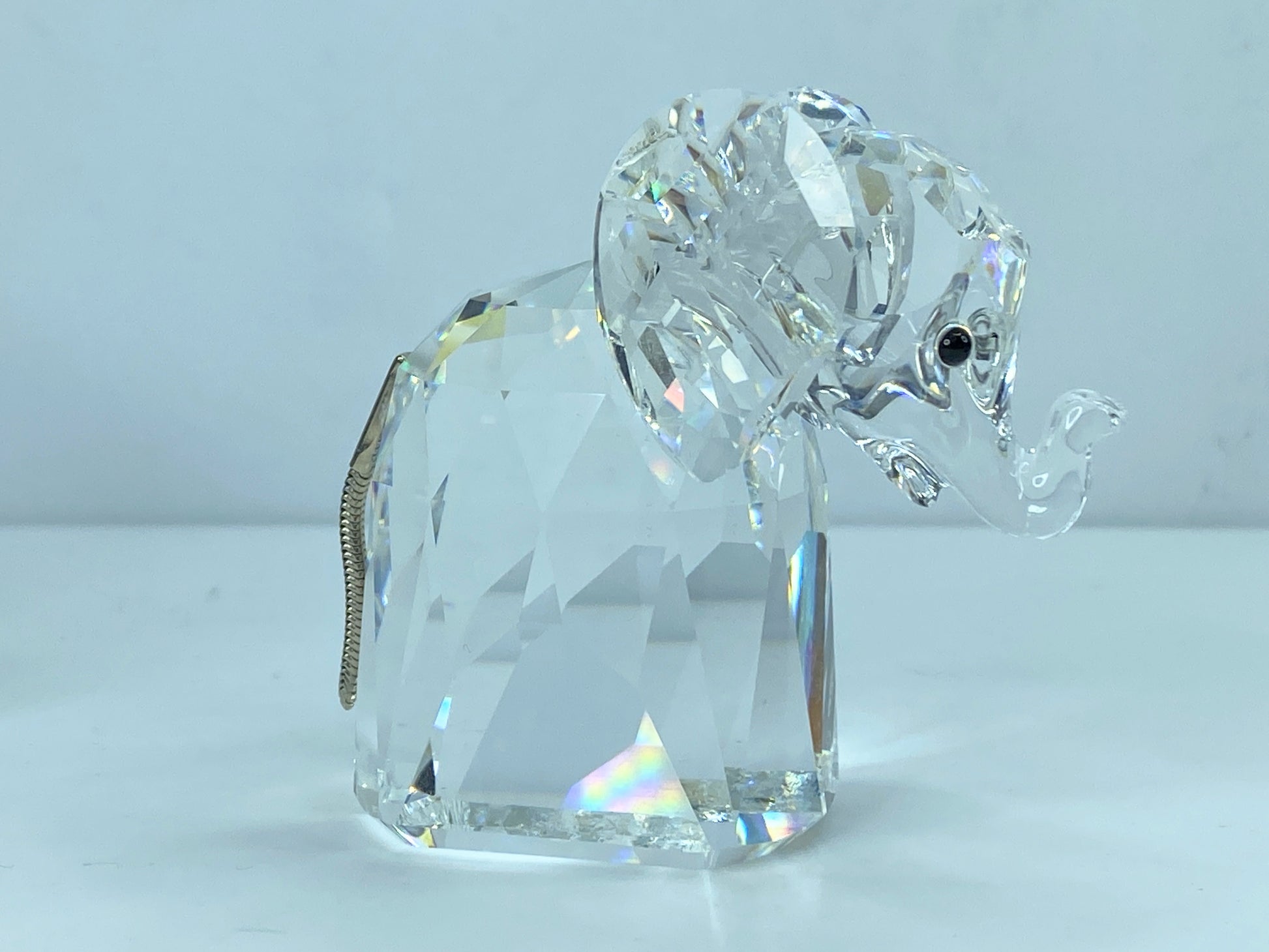 Swarovski Crystal Elephant with Metal Tail 2.5" tall Mint COA Mirror S101