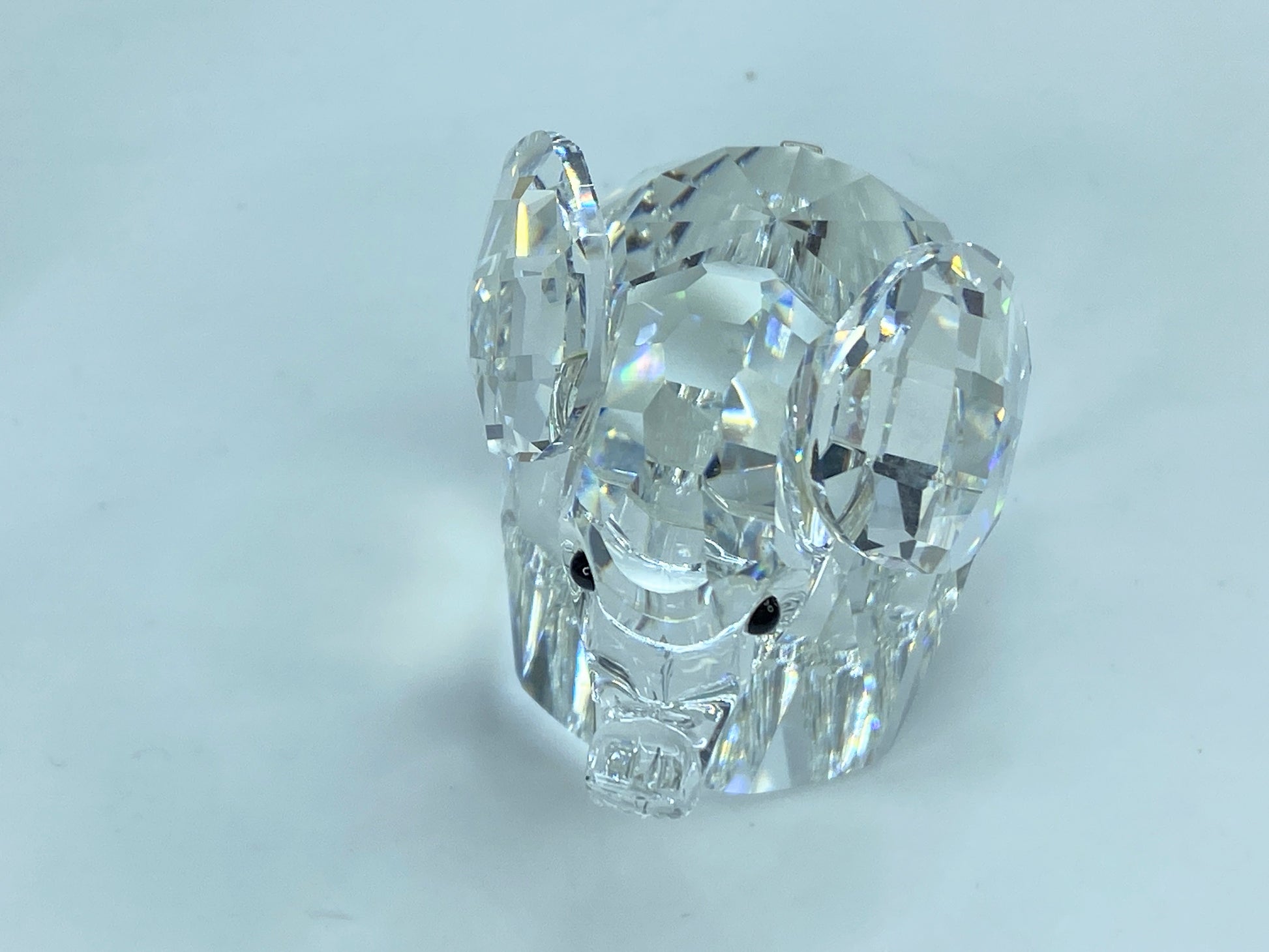 Swarovski Crystal Elephant with Metal Tail 2.5" tall Mint COA Mirror S101