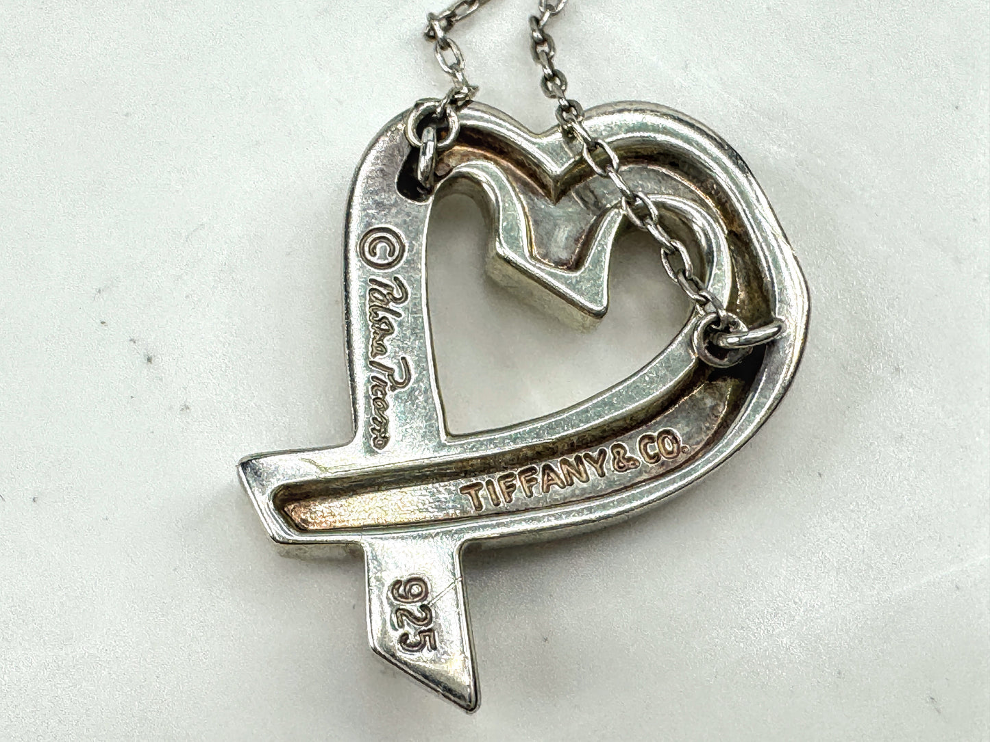 Vintage Tiffany & Co. Paloma Picasso 1 1/16" Loving Heart Necklace 20" JR1884