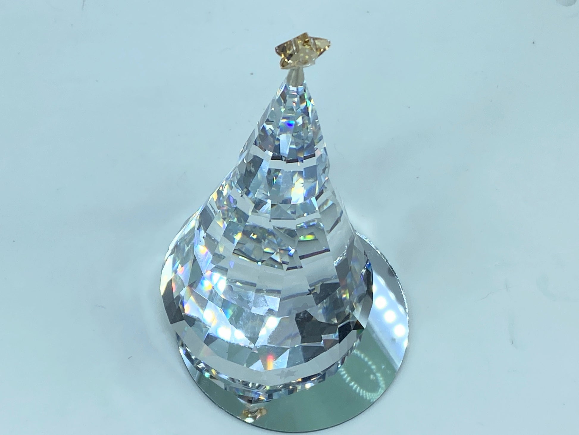 Swarovski Magical Christmas Tree 1006041 Figurine Retired Mint COA Mirror S103