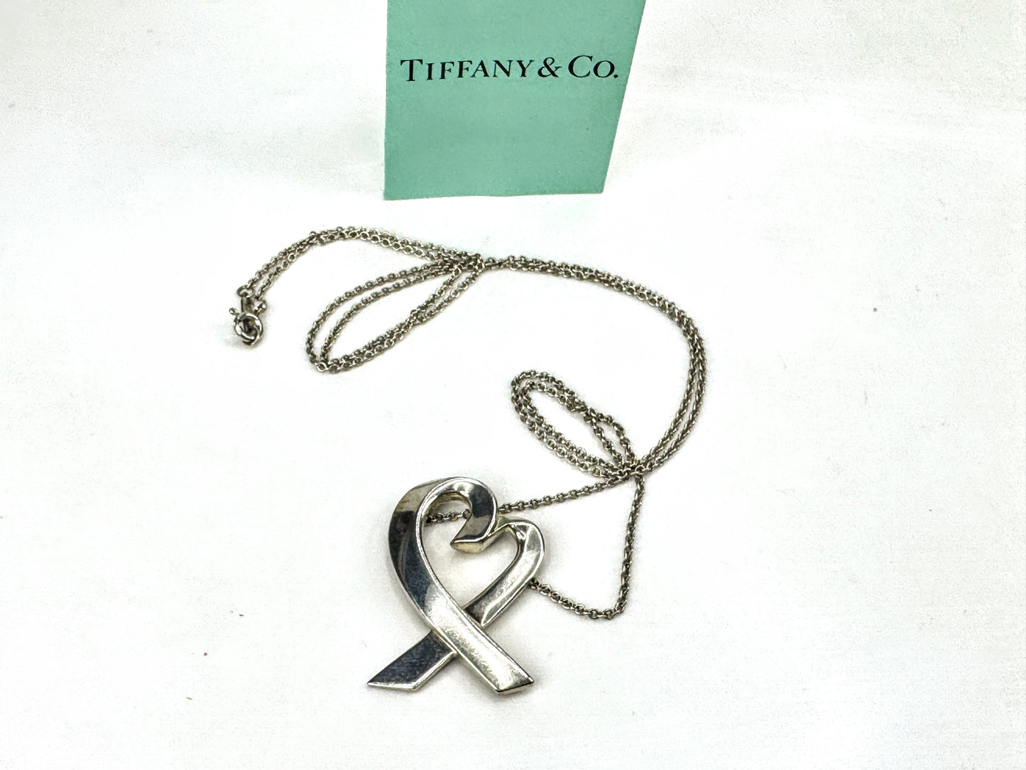 Vintage Tiffany & Co large Loving Heart Ribbon Necklace 24" Elsa Peretti JR1888