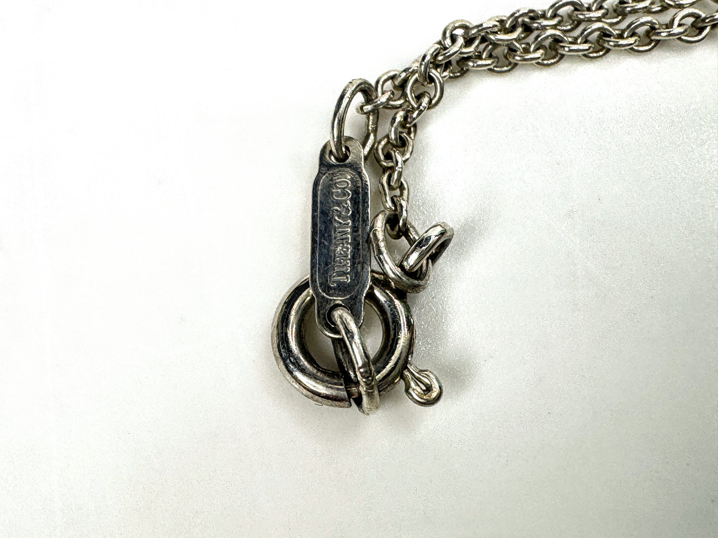 Vintage Tiffany & Co large Loving Heart Ribbon Necklace 24" Elsa Peretti JR1888