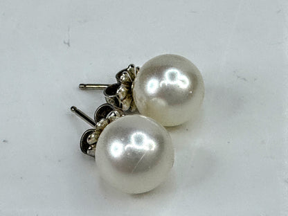 Vintage Tiffany & Co. 8.75mm cultured pearl sterling silver stud earrings JR1889