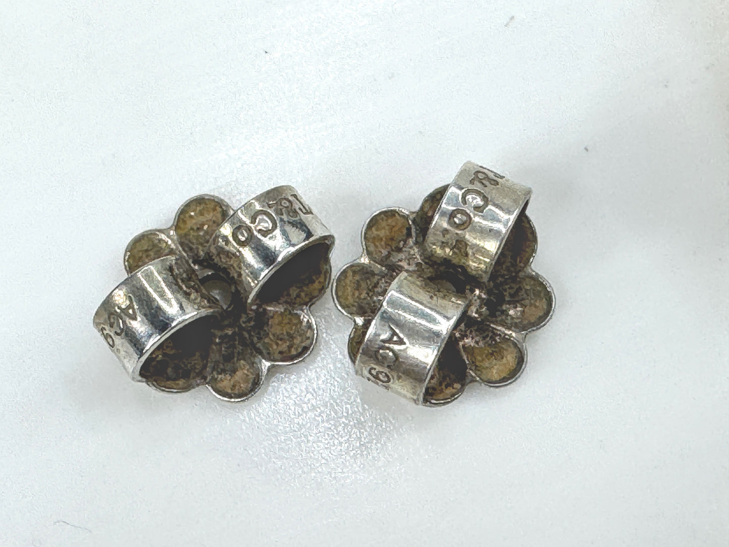 Vintage Tiffany & Co. 8.75mm cultured pearl sterling silver stud earrings JR1889