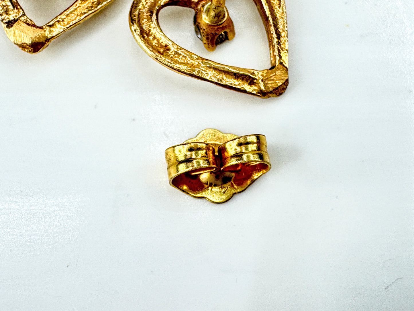 Vintage 14K gold textured open-heart diamond stud earrings pierced pair JR1890
