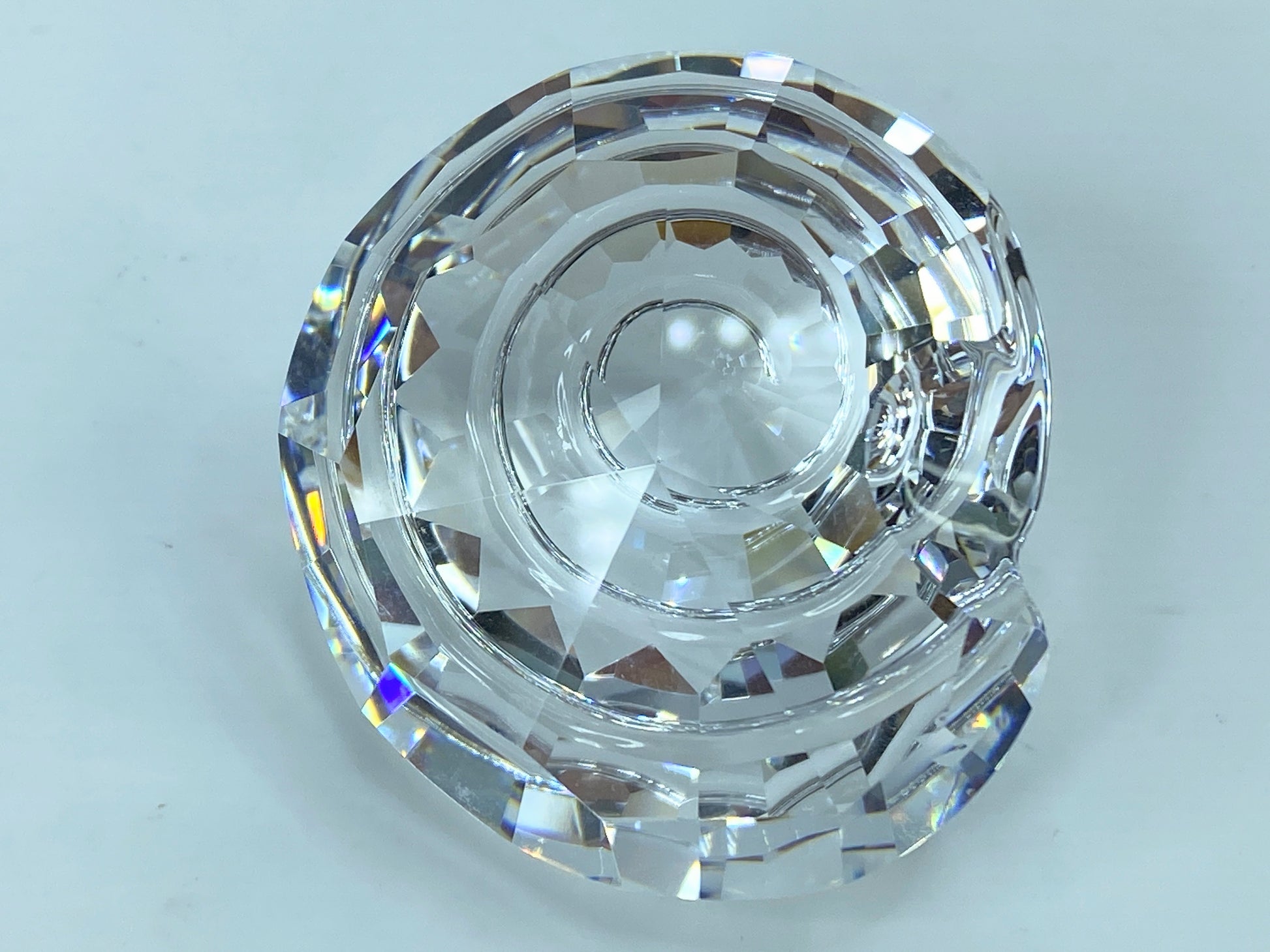Swarovski Crystal Spiral Top Shell Figurine 880693 Swan Logo Retired S108