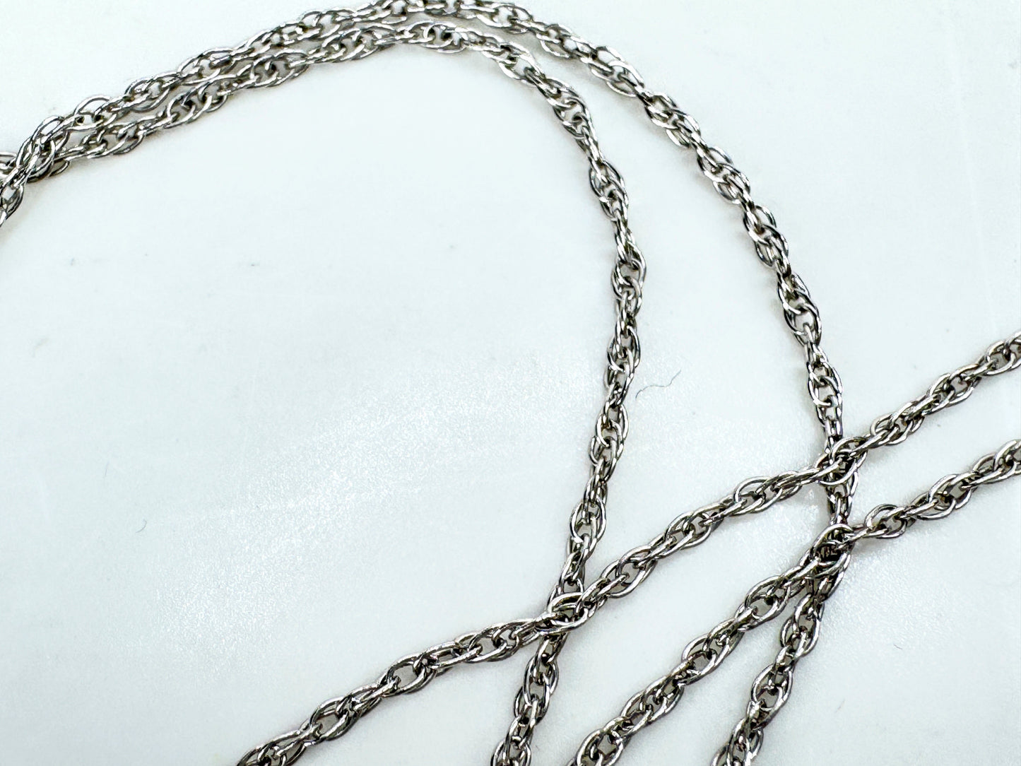 Vintage 14K White Gold Diamond Open Heart Pendant Necklace 15.5" JR1891