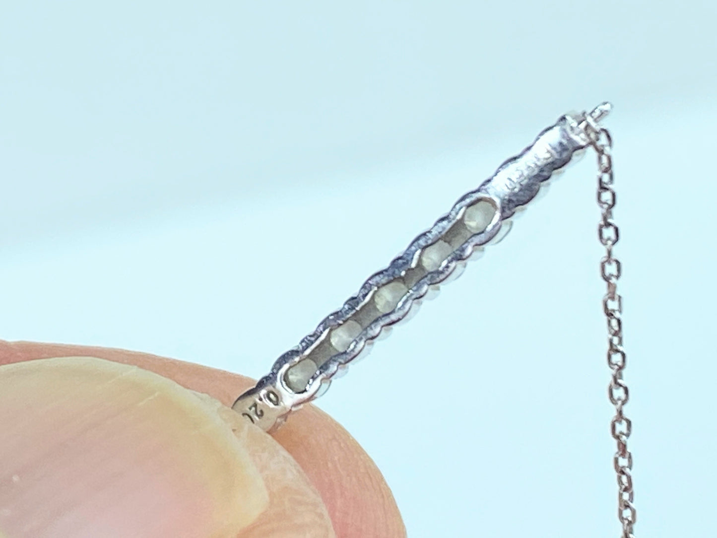 Platinum 0.2ct round brilliant diamond bar bracelet