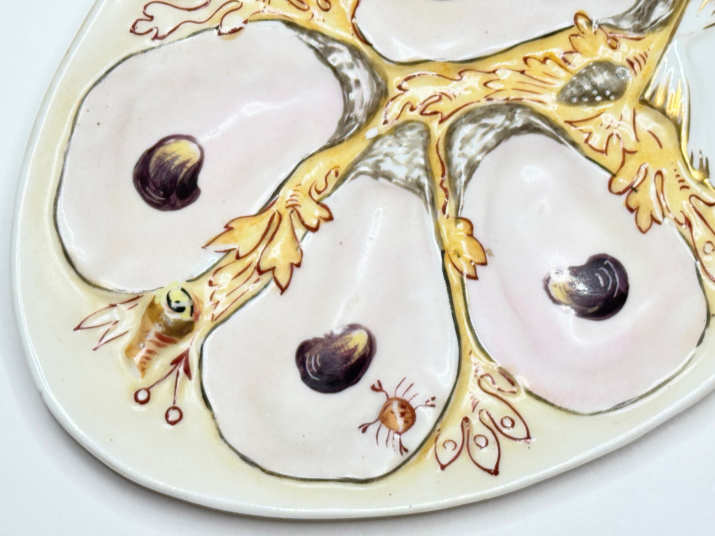 Antique UPW Oyster Plate with Blush Shells, Gold Accents & Sea Motifs mint A710