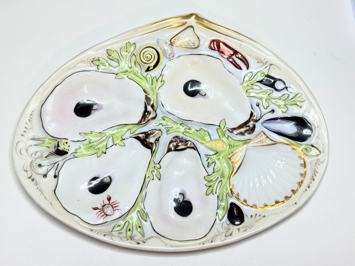Antique UPW Oyster Plate with Soft Green Seaweed & Gilt Details c1800 A712