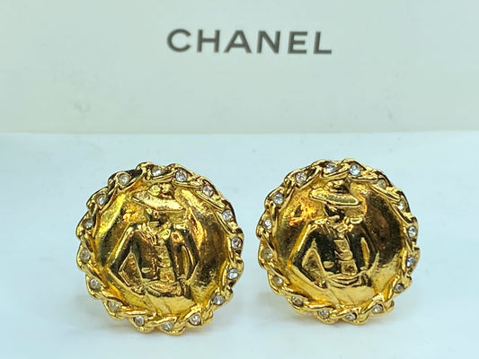 Vintage Chanel Gold Tone Madame Coco Rhinestone Round Clip on Earrings GS257