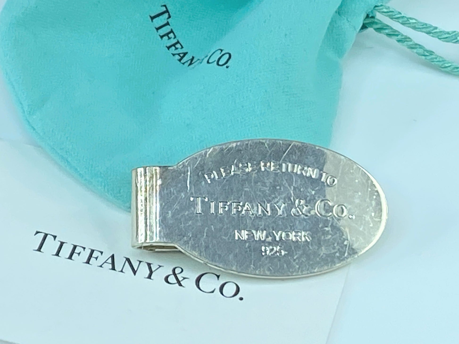 Tiffany & Co. oval Money clip engraved 17.9gm