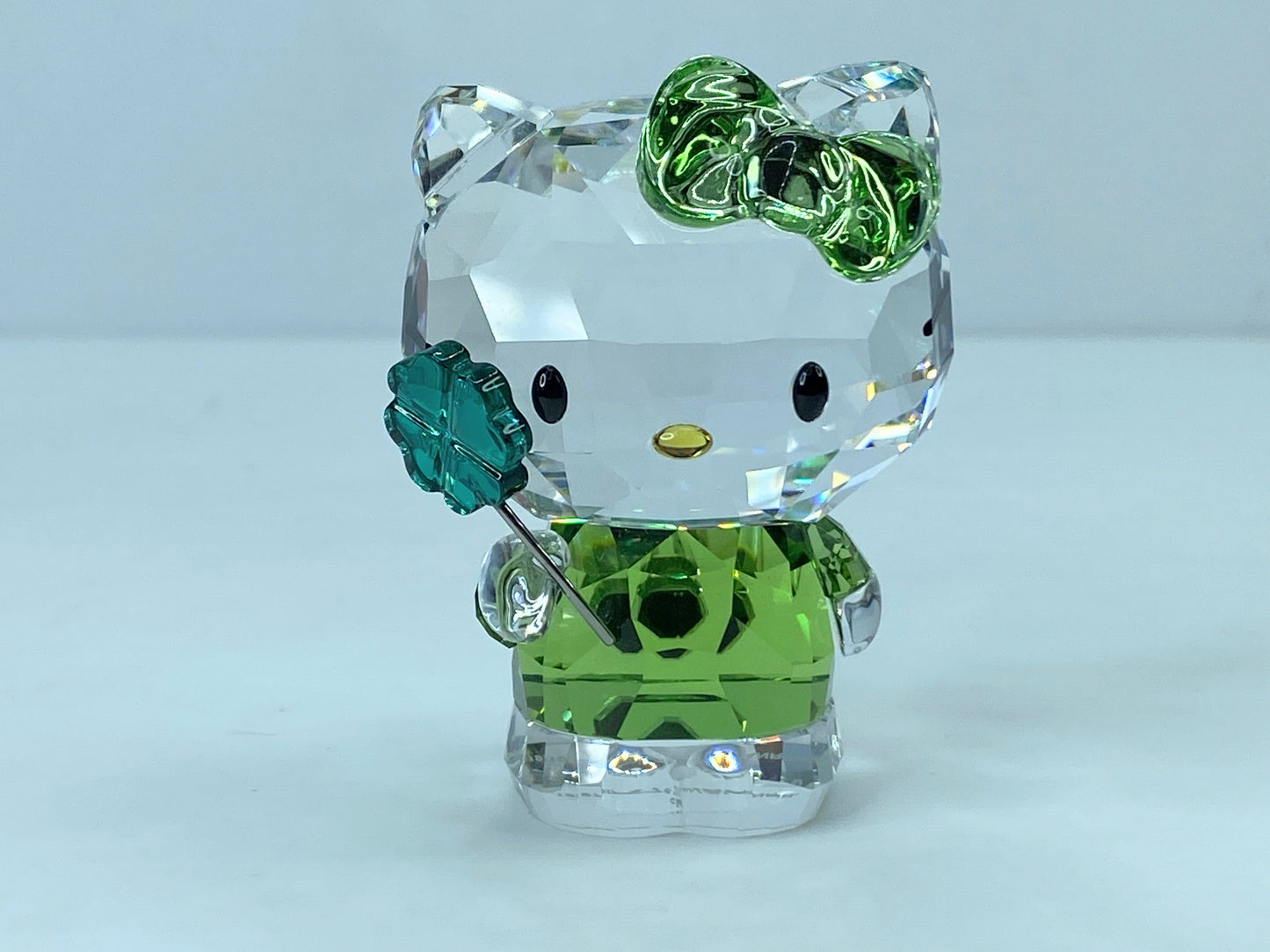 Swarovski Hello Kitty Lucky Charm Clover Crystal in box new COA Mirror S118