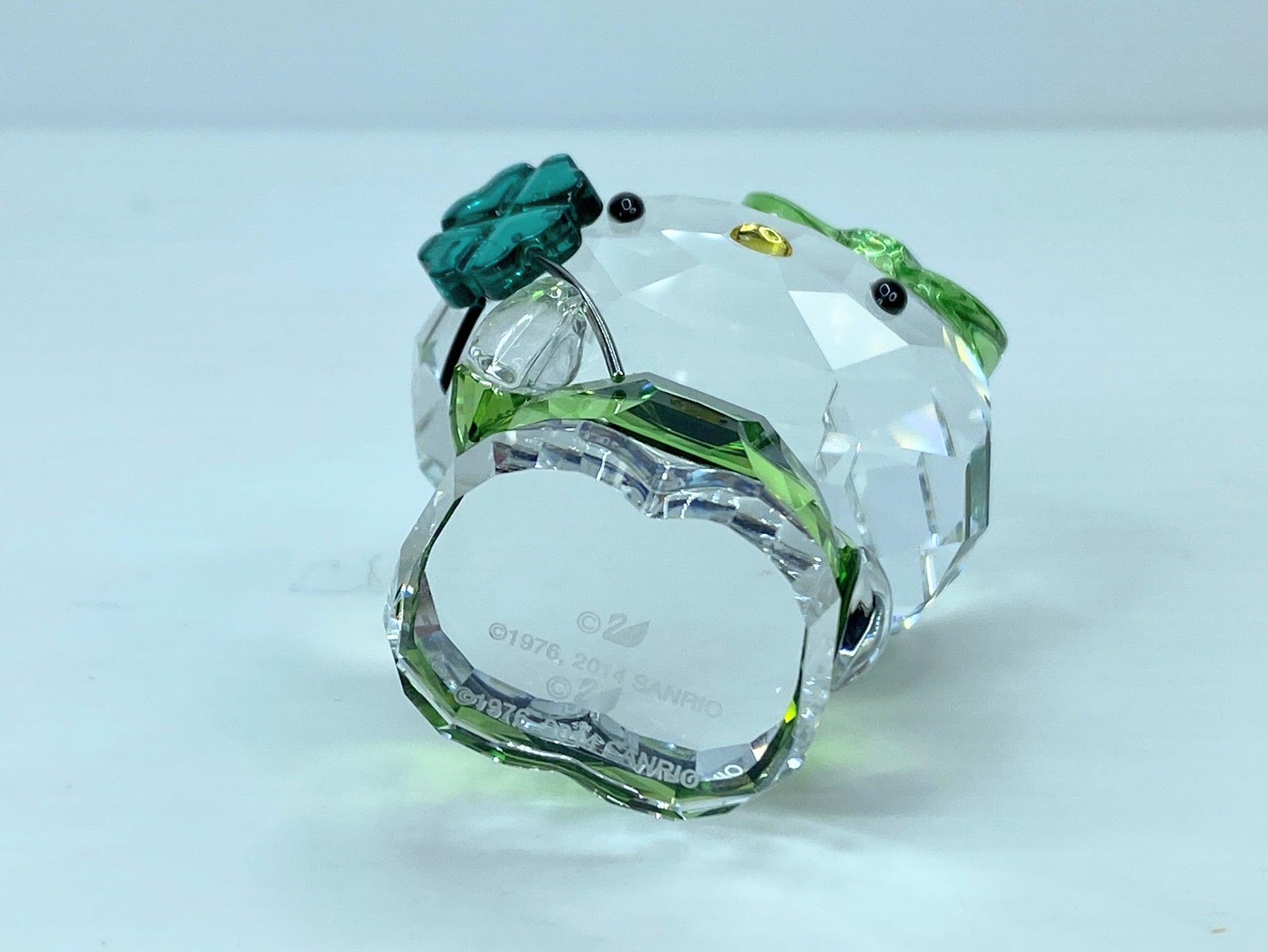 Swarovski Hello Kitty Lucky Charm Clover Crystal in box new COA Mirror S118