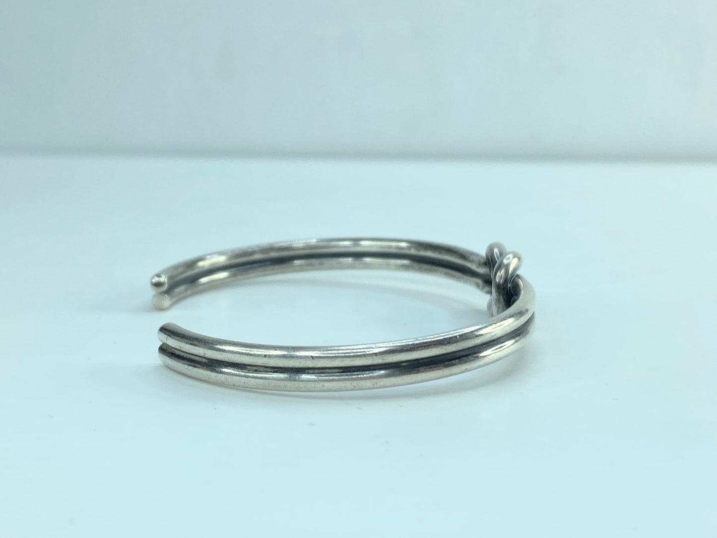 James Avery Sterling Silver Love Knot Cuff Bracelet Retired w/box 6.5" JR583