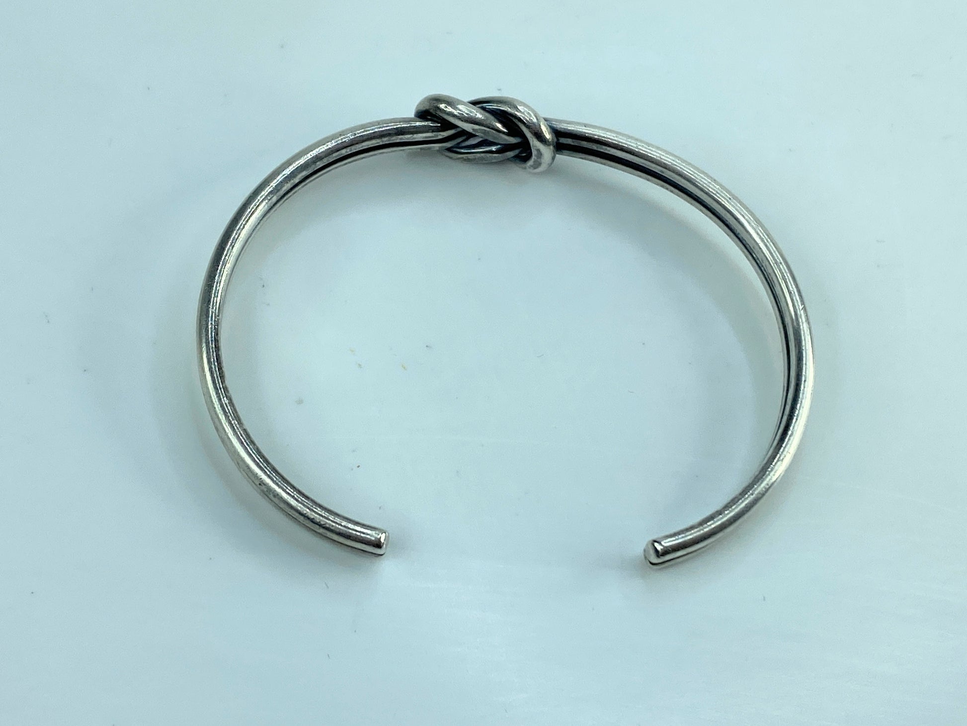 James Avery Sterling Silver Love Knot Cuff Bracelet Retired w/box 6.5" JR583