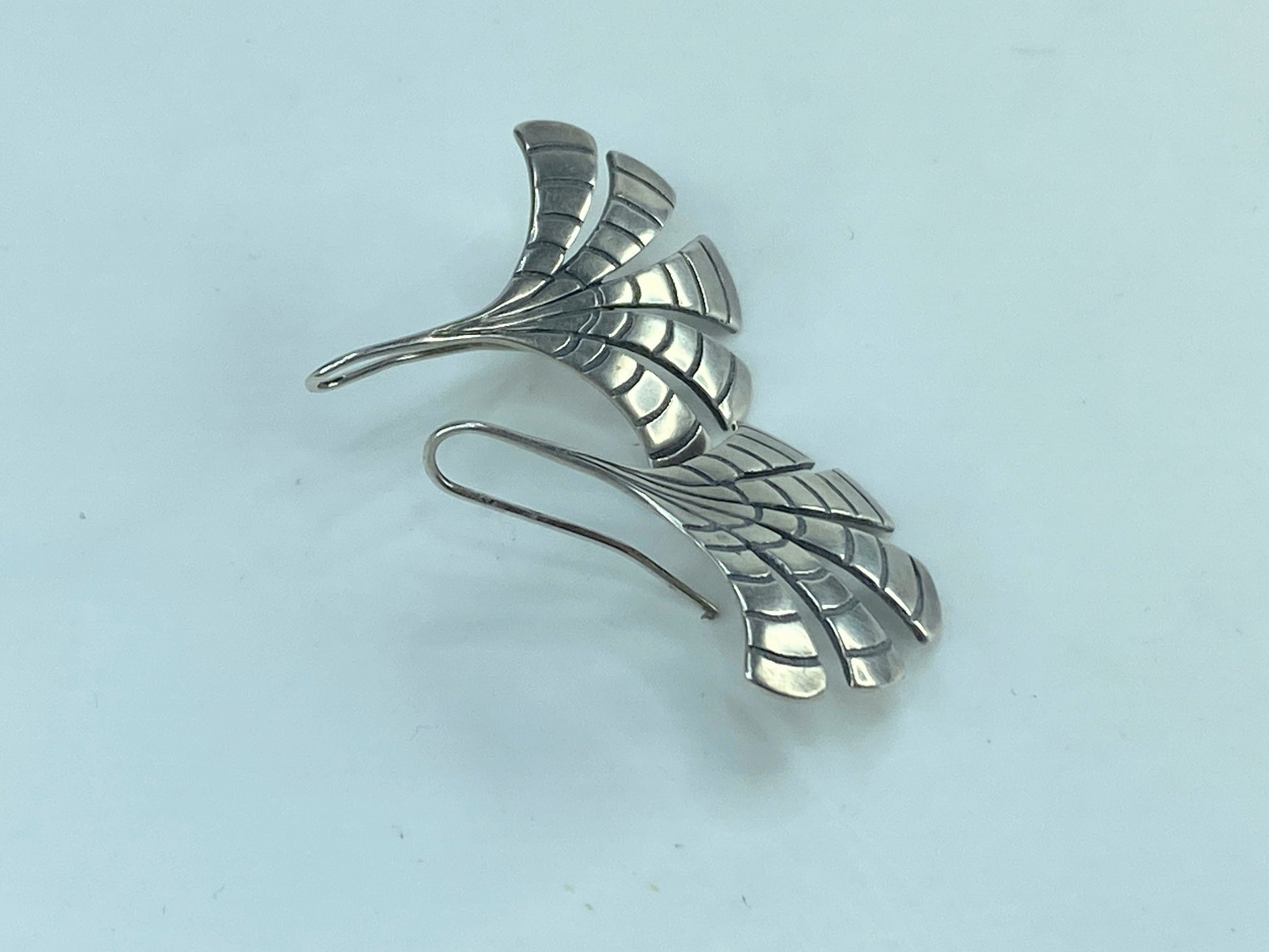 Retired James Avery Sterling Silver Gingko Leaf dangle Earrings 1.5" 6.6g JR586