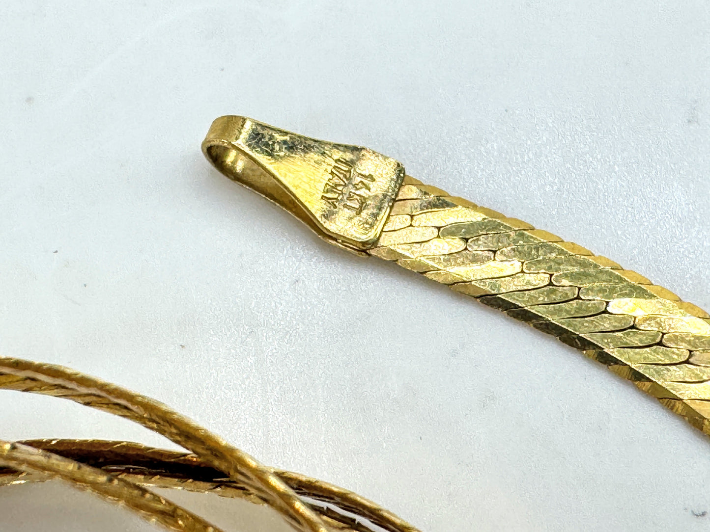 Vintage 14k Italy flat 3.25mm Herringbone Omega link chain necklace 24" JR1905