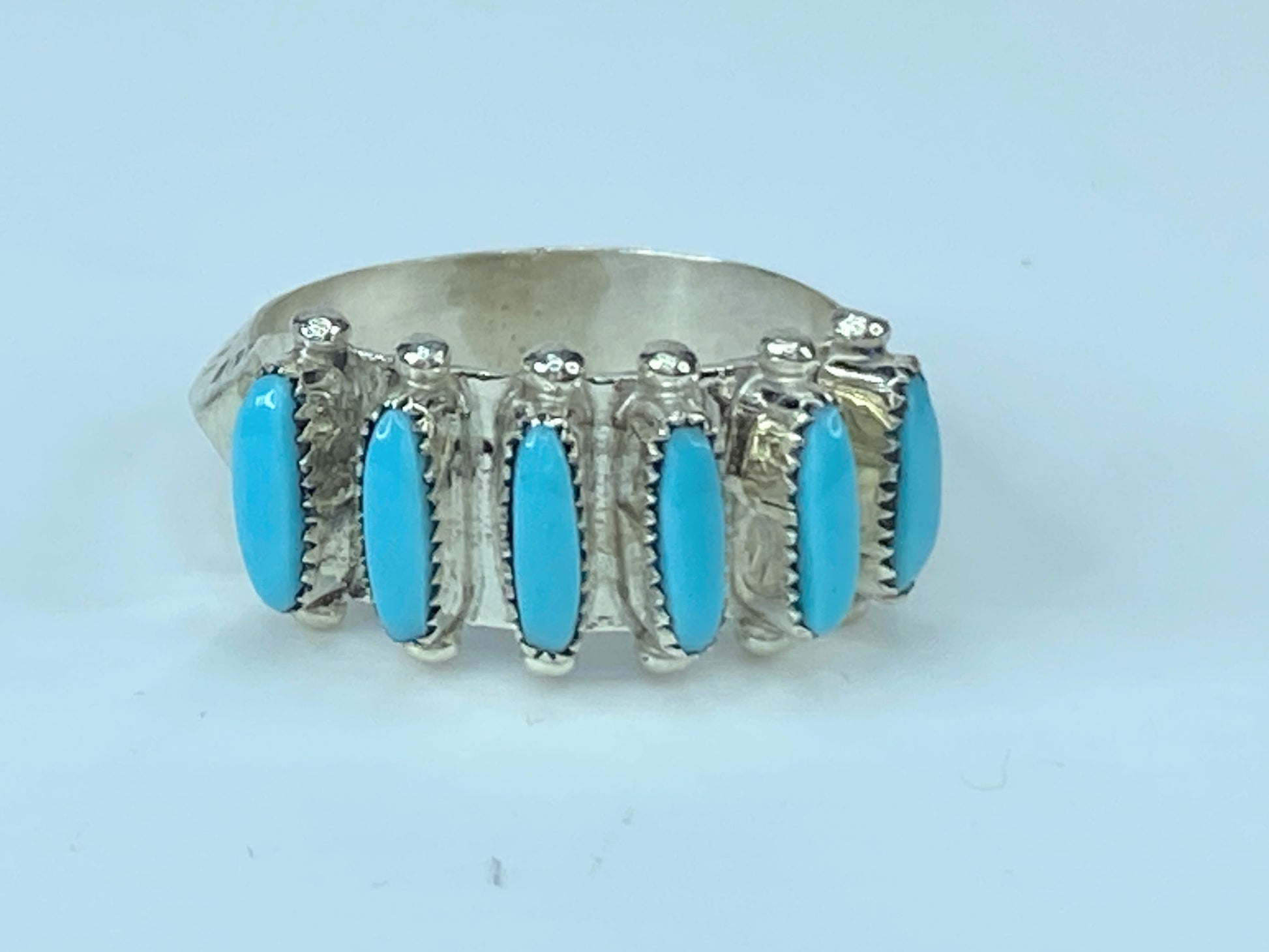 Zuni sleeping beauty turquoise petit point design sterling ring 4g s7.5