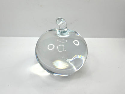 Signed Tiffany & Co. Crystal Apple Paperweight for New York City 1987 A1116