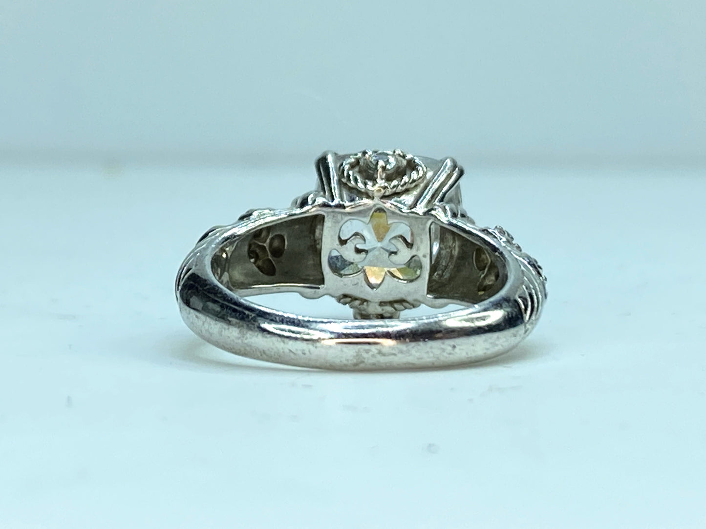 Judith Ripka brilliant cubic zirconia sterling silver ring 7.2g s6.5 GS262