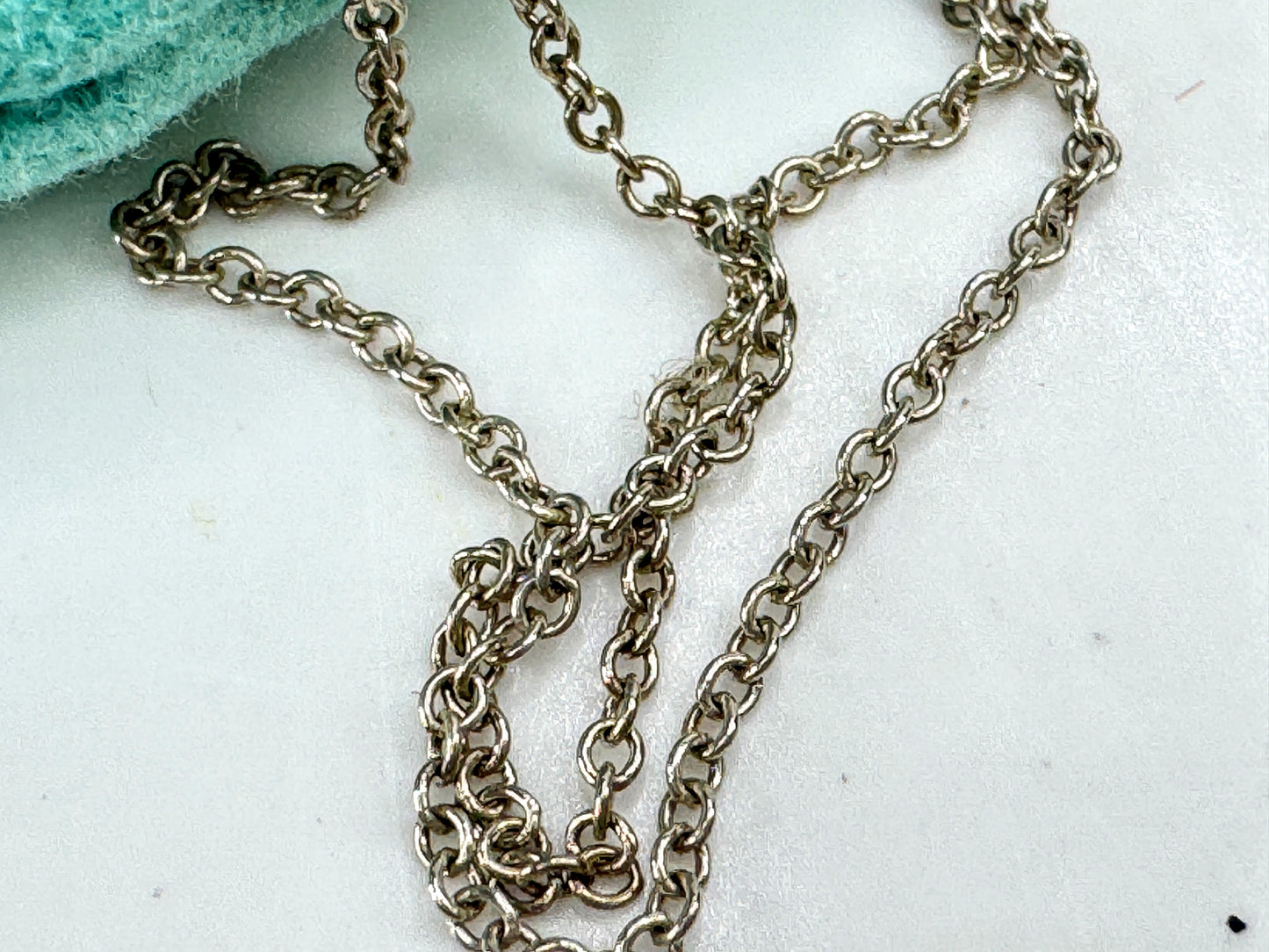 Vintage Tiffany & Co. Atlas sterling silver round circle pendant necklace JR1910