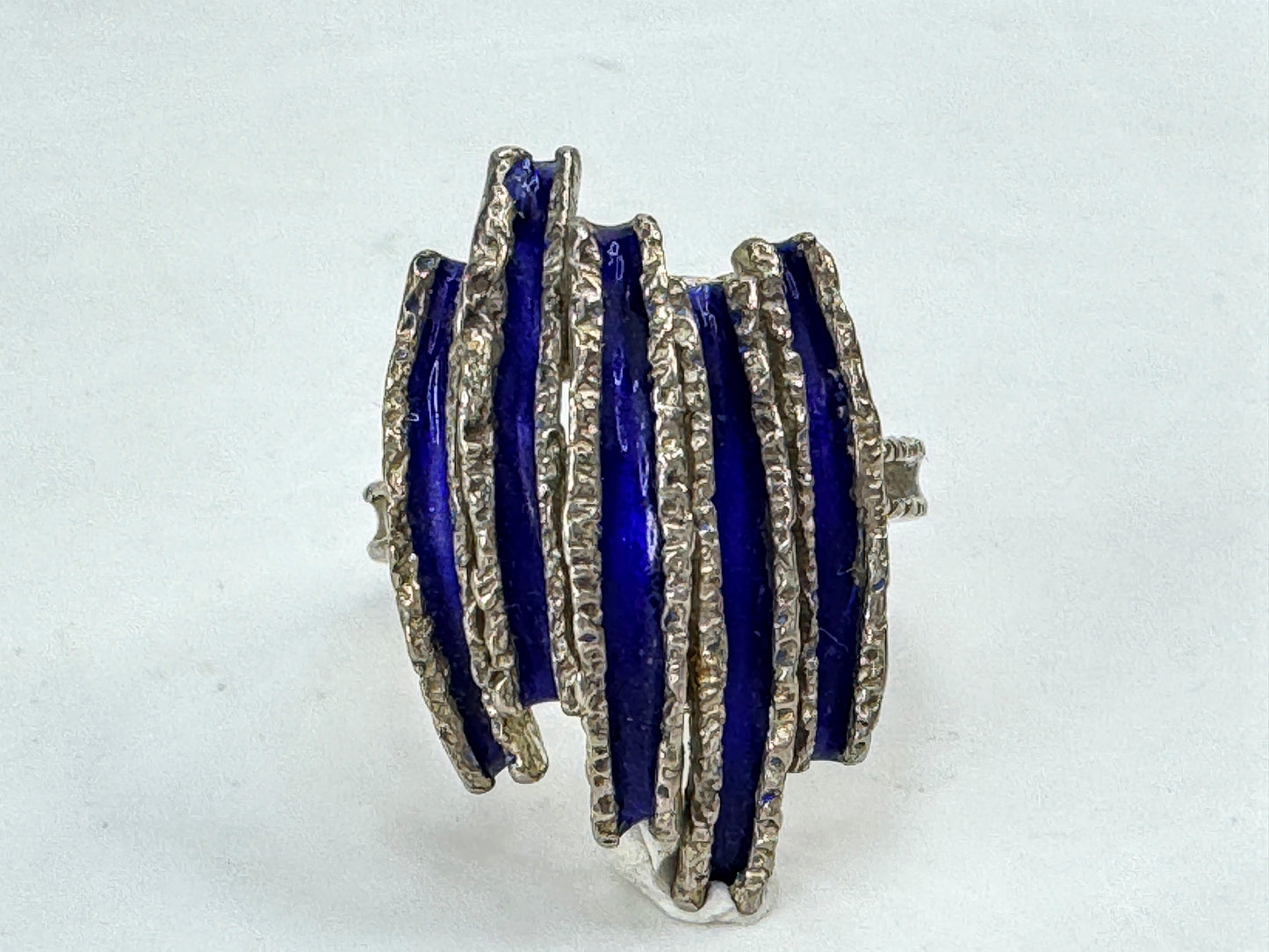 Vintage mid-century blue enamel handmade silver modernist ring size 7, JR1911