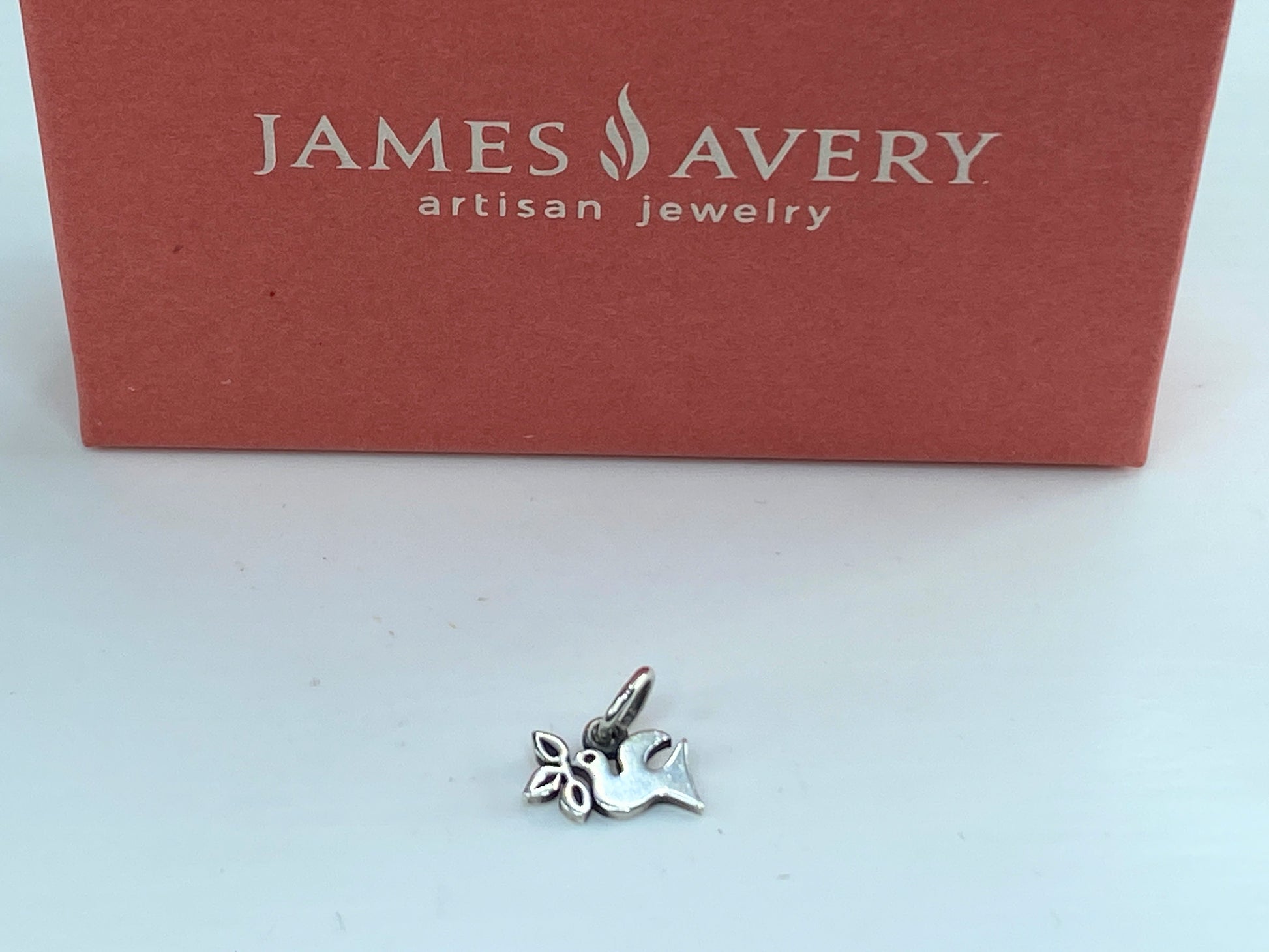 James Avery sterling silver La Paloma Charm with ring in box JR596