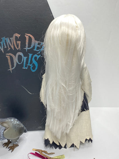 Living Dead Dolls Gothic Girl Figure w Coffin Box Complete Set Accessories XN67
