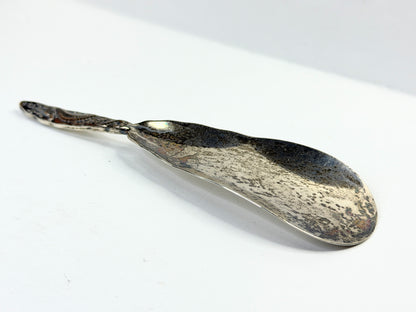 Antique Sterling Silver Seahorse Embossed Handle Shoehorn 29.7g 5.5" SS456
