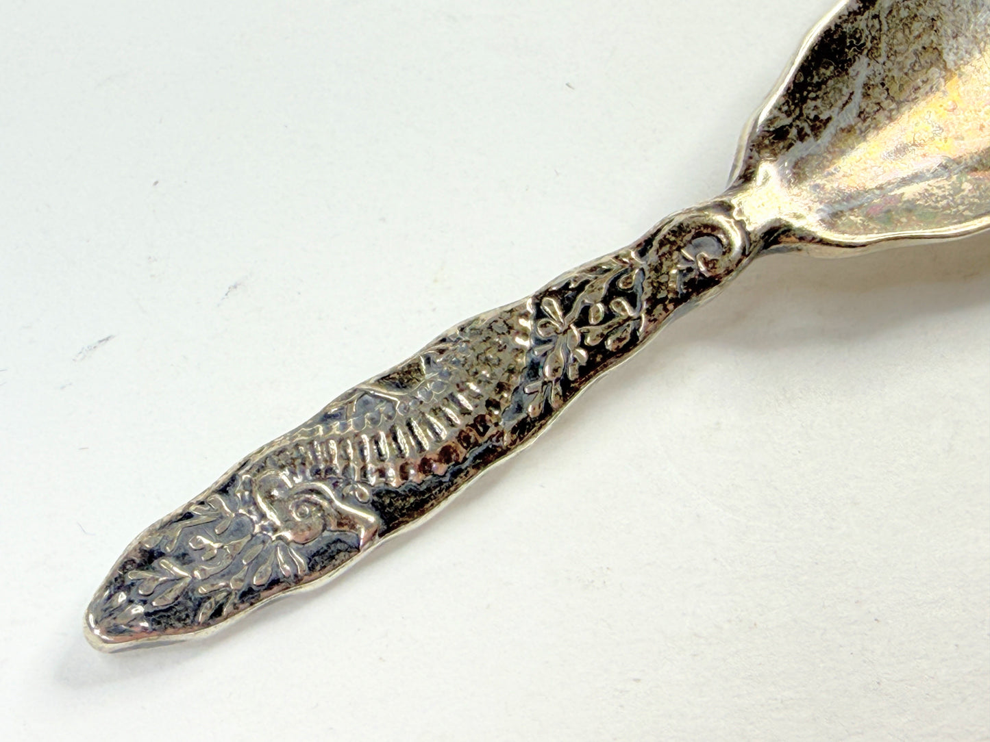 Antique Sterling Silver Seahorse Embossed Handle Shoehorn 29.7g 5.5" SS456