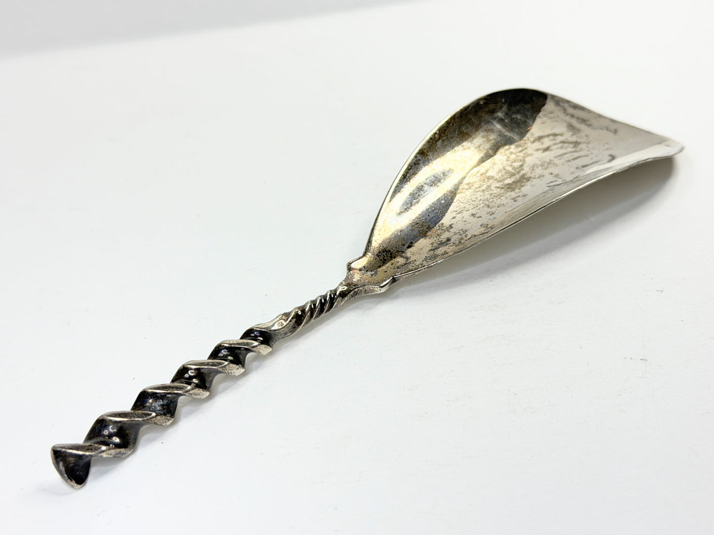 Antique Sterling Silver Twisted Handle Shoehorn 35.7g 6 1/4" x 1 3/4" SS458