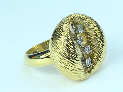 Modernist Italian 18kt gold & Diamond ring s8.25 9.2gm