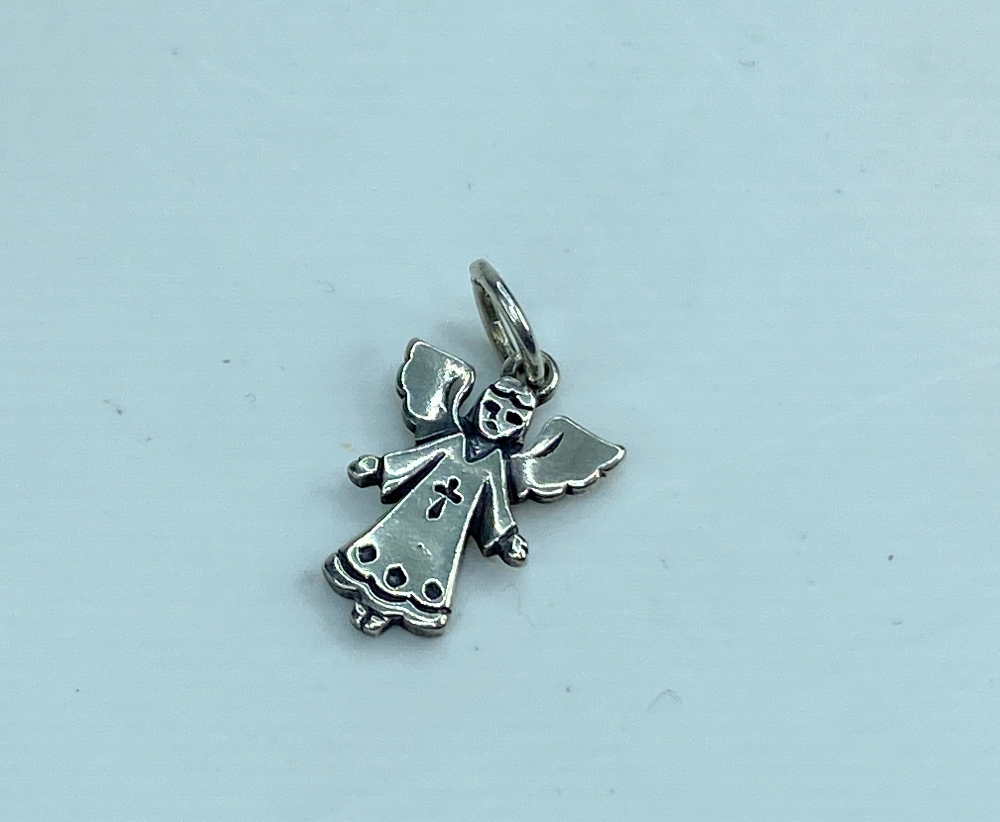 James Avery Adorned Angel Sterling Silver Charm Pendant with box JR601