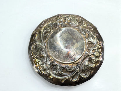 Vintage ornate sterling silver repoussé floral chamber candlestick holder SS471
