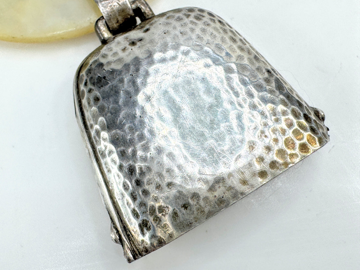 Vintage sterling silver hammered bell mother of pearl baby teething ring SS472