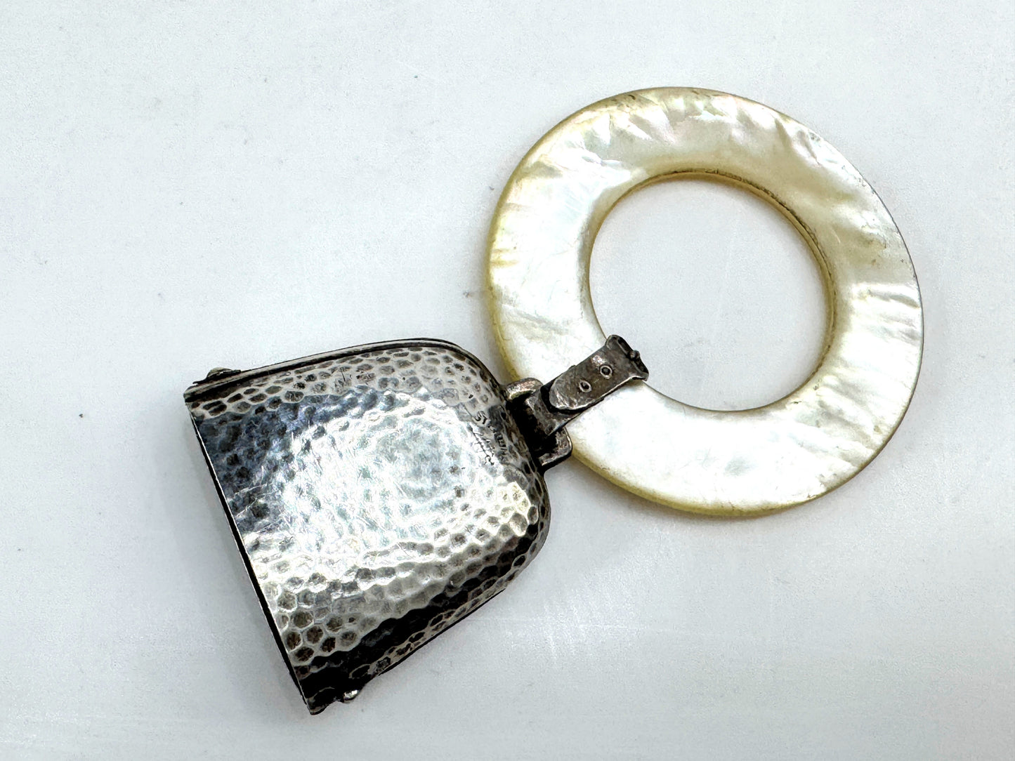 Vintage sterling silver hammered bell mother of pearl baby teething ring SS472