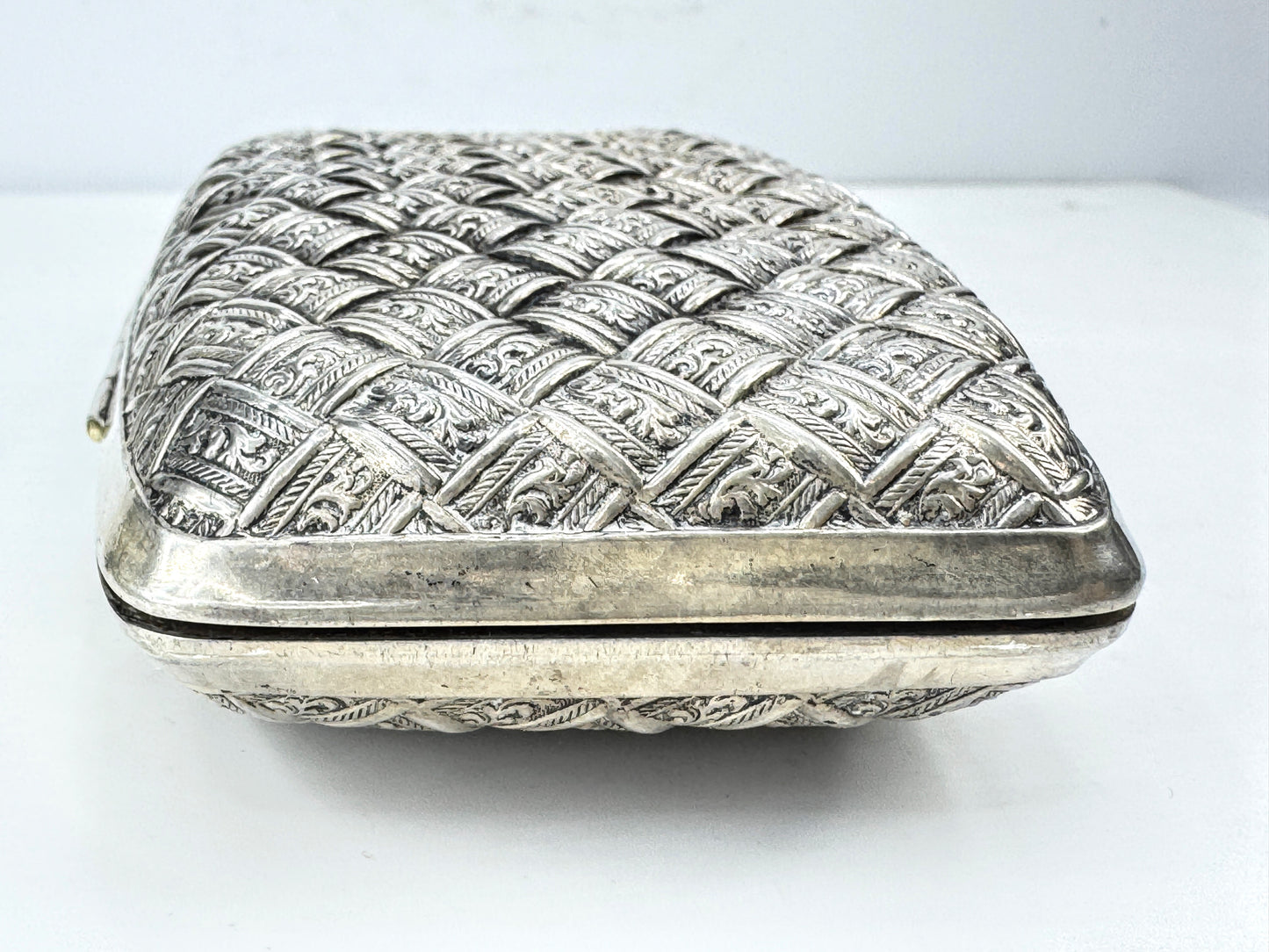 Antique sterling silver engraved bamboo vanity box  5.25x3.75x1.25" 107.5g SS473