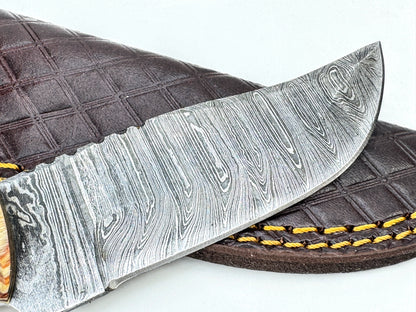 Vintage Damascus steel skinner hunting knife carved wood handle w/ sheath SS474