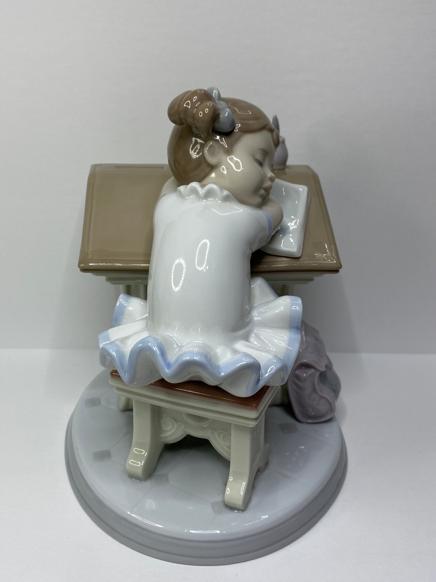 Lladró Waiting for the Bell Porcelain Girl Sleeping at Desk Figurine A688