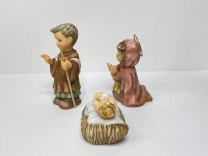 Berta Hummel Holy Family Nativity 3-Piece Figurine Set Porcelain w/box COA A685