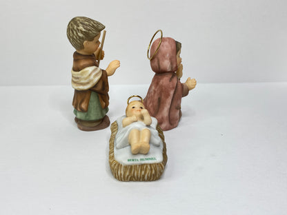 Berta Hummel Holy Family Nativity 3-Piece Figurine Set Porcelain w/box COA A685